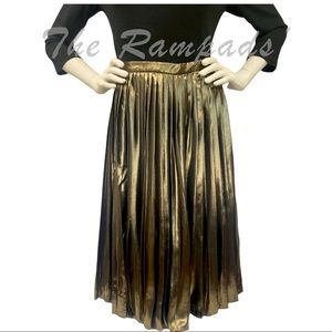 NWT Gold Metallic Ann Taylor Pleated Long Skirt Size 6